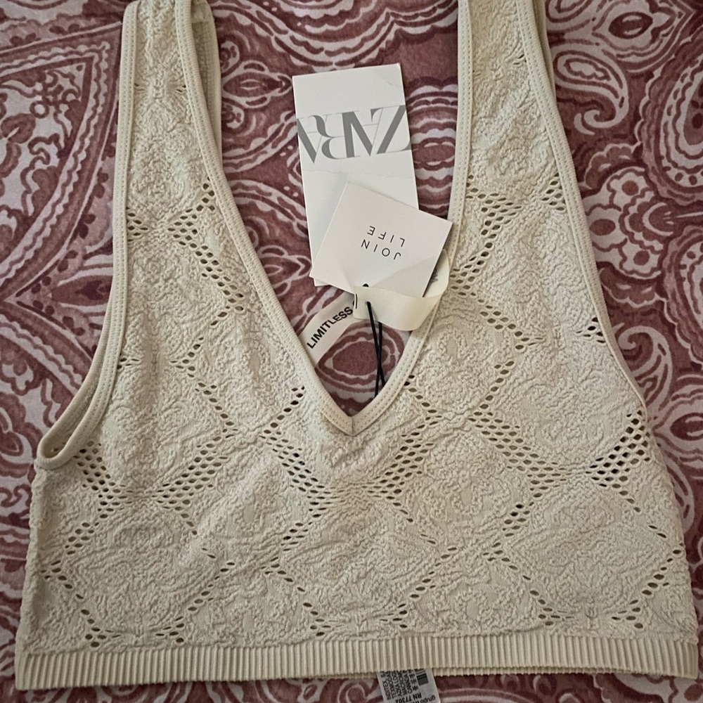 SEAMLESS CROP TOP - Picture 4 of 4